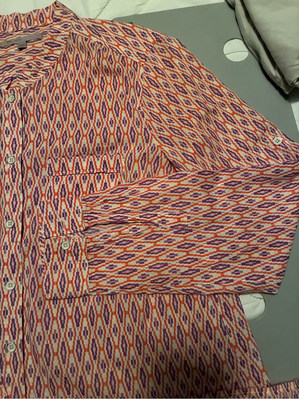 Gap Long-sleeve Notch-collar Shirt/Blouse